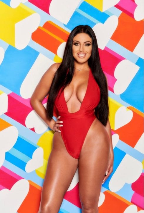 Anna is thought to be the ‘plus-size’ model that was rumoured to go into the villa 